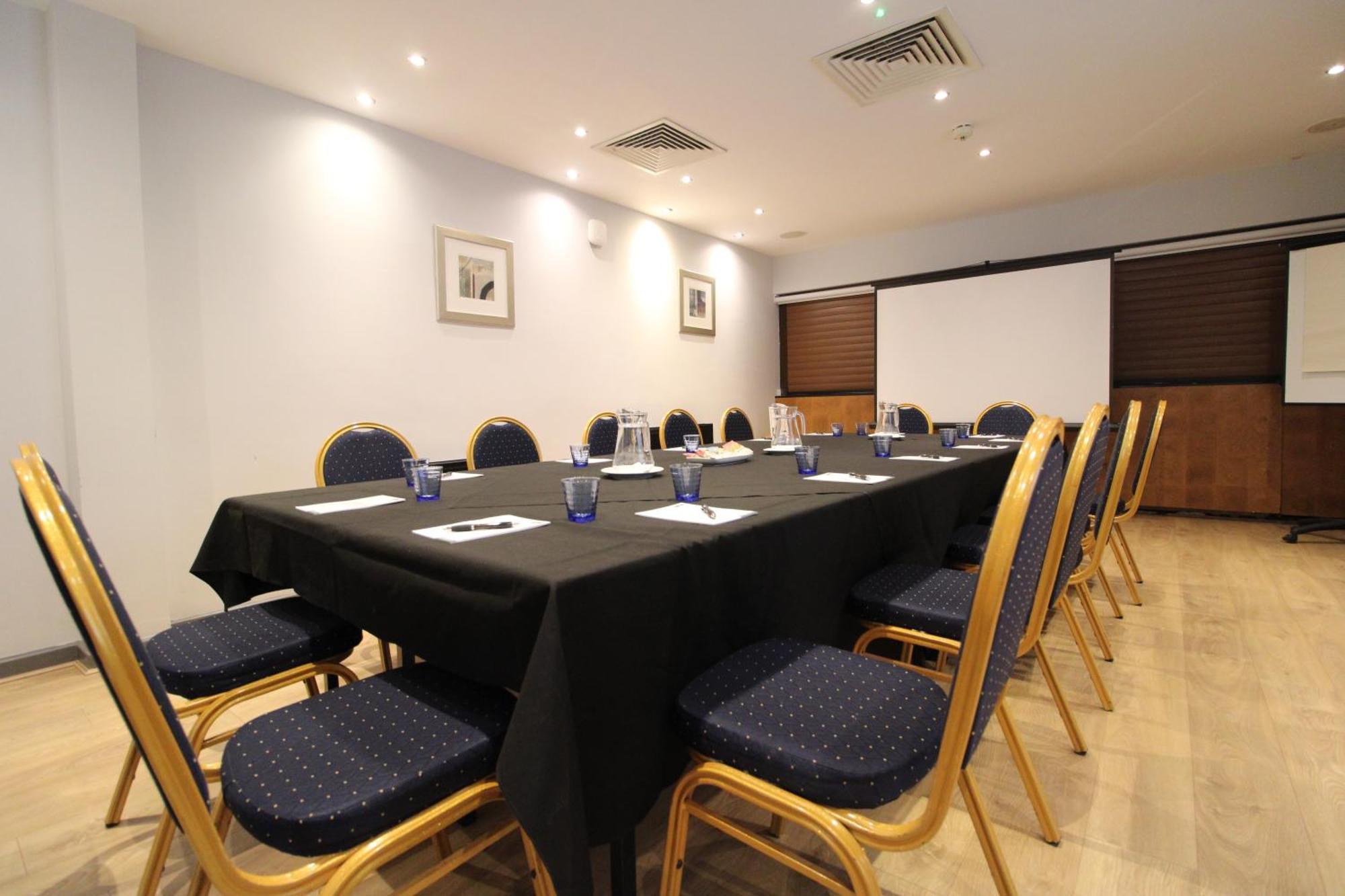 The Stuart Hotel, Sure Hotel Collection By Best Western Derby Bagian luar foto