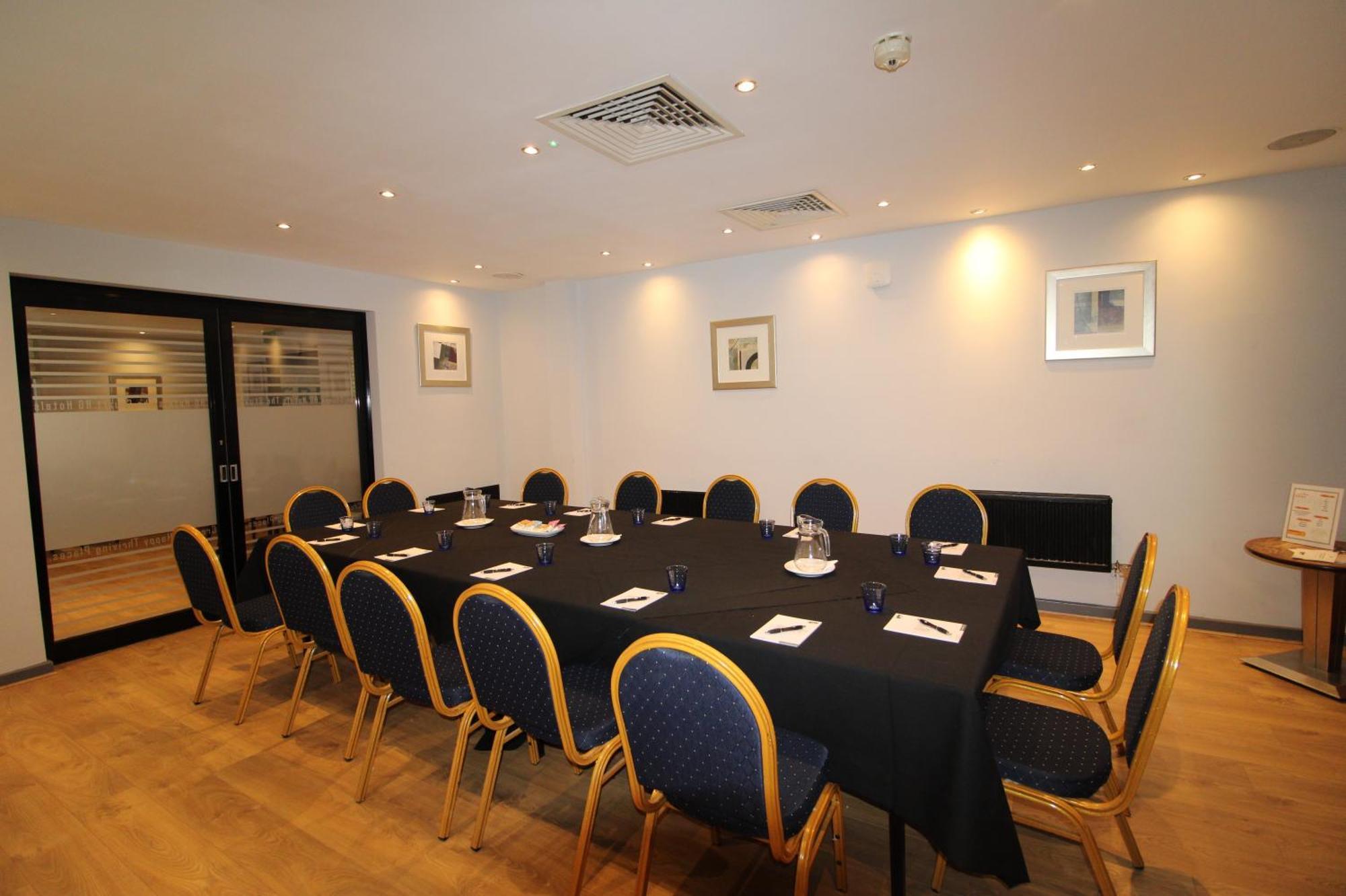 The Stuart Hotel, Sure Hotel Collection By Best Western Derby Bagian luar foto