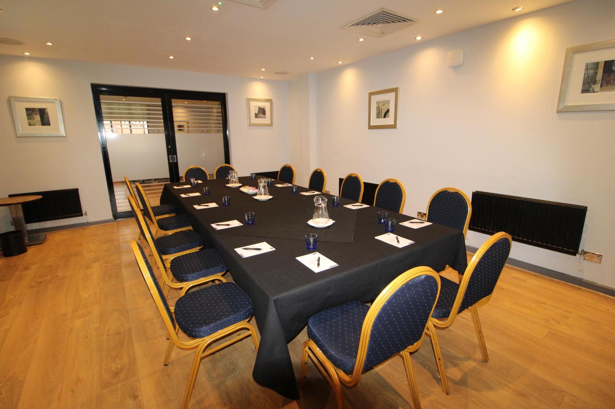 The Stuart Hotel, Sure Hotel Collection By Best Western Derby Bagian luar foto